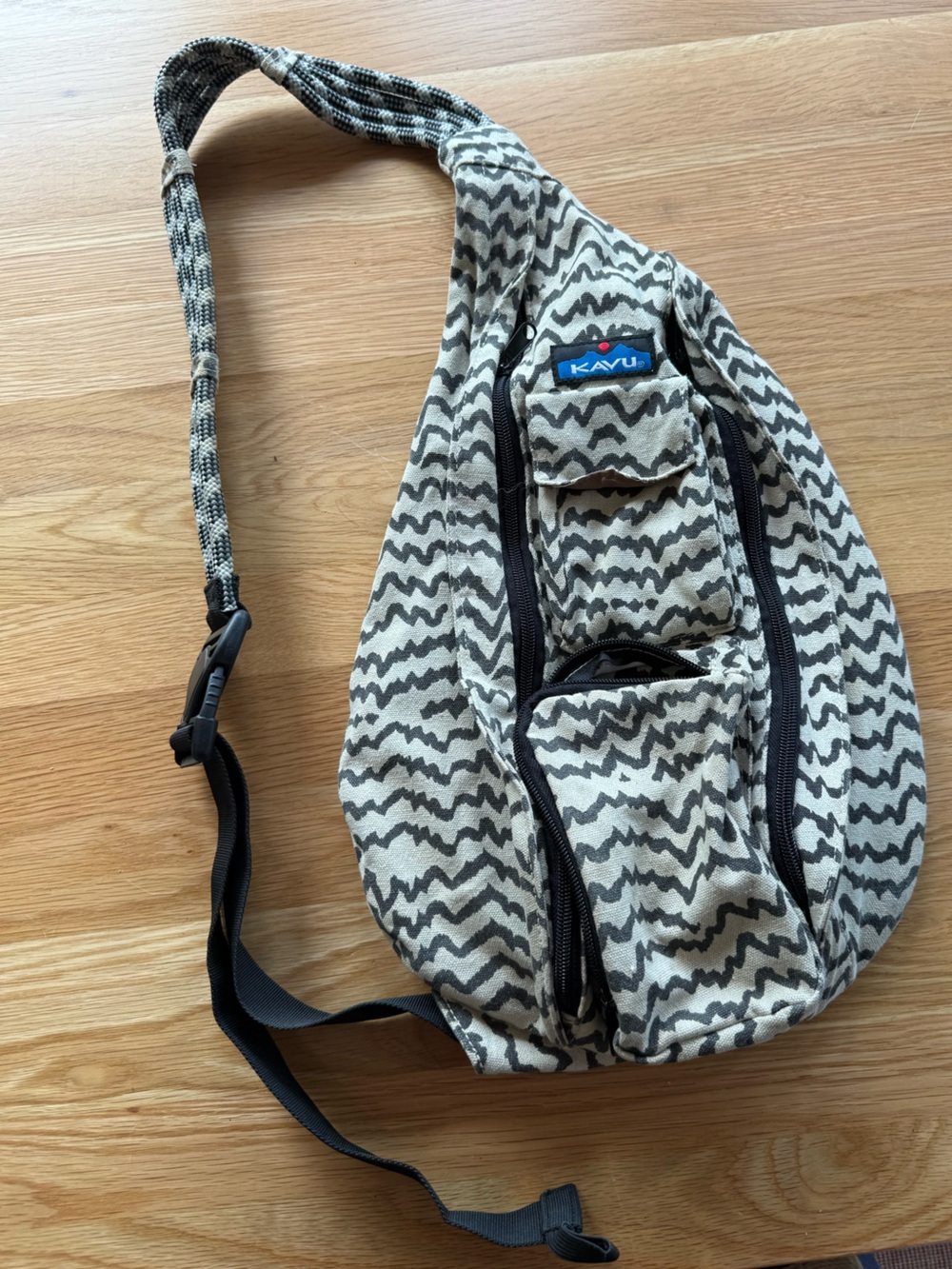 Kavu Gray Patterned Sling Bag